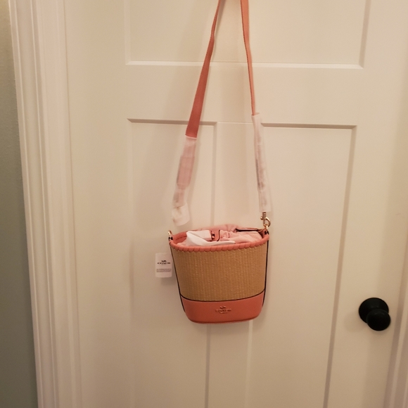 New Authentic Coach Bucket Hand Bag - Picture 6 of 8
